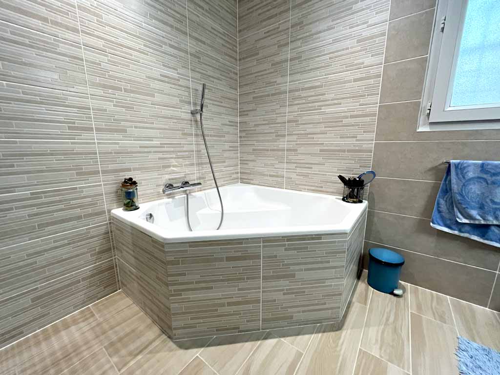 TCT conception et réalisation de salle de bains sur-mesure qualité française Boulazac Dordogne - Huguet